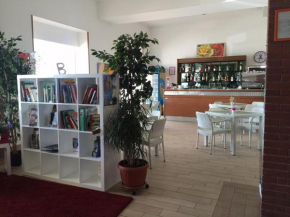  Hotel Lido  Фолллника